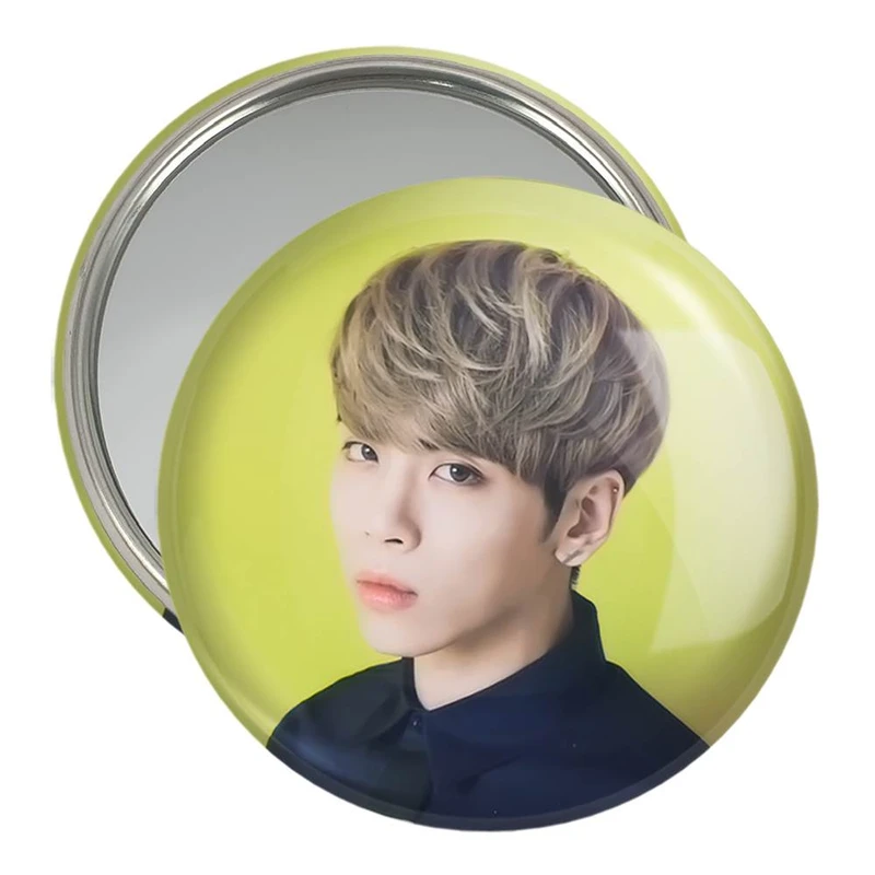 آینه جیبی خندالو مدل جونگهیون گروه شاینی Shinee  کد 12352