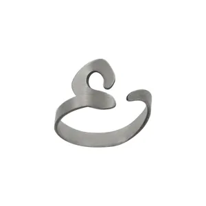 انگشتر نقره زنانه دلی جم طرح  ع  کد D 584