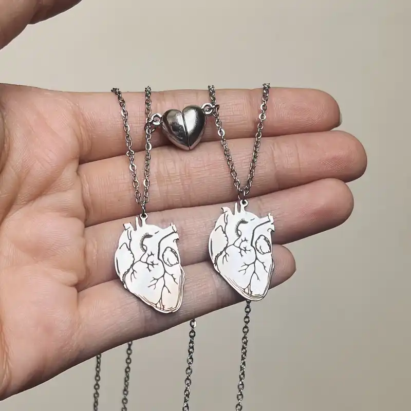 گردنبند مدل قلب آناتومی آهنربایی مجموعه 2 عددی