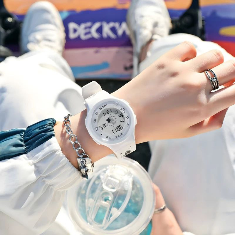 ساعت مچی دیجیتال مدل ضد آب فضایی 120