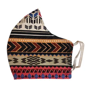 ماسک پارچه‌ای مدل نیوان کد ۰۴