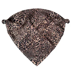 مینی اسکارف زنانه مدل نخی لطیف پلنگی