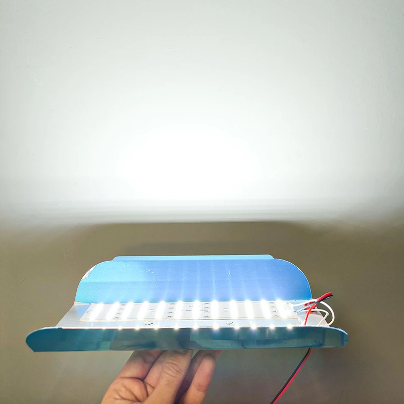 عکس شماره 7 : چراغ سیار خودرو مدل کمپینک