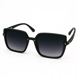 عینک آفتابی زنانه مدل CH2176