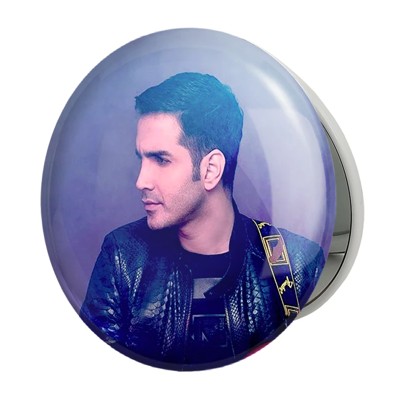 آینه جیبی خندالو طرح محسن یگانه مدل تاشو کد 6367 