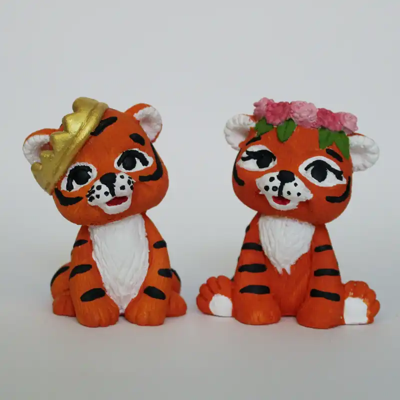 مجسمه مدل ببر نماد سال 1401 کد FF003 مجموعه 2 عددی