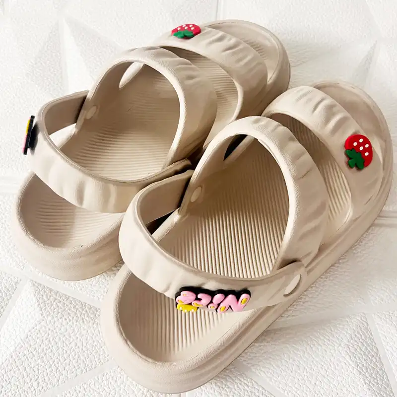 دمپایی زنانه مدل دوبنده استیکری کد 23500000