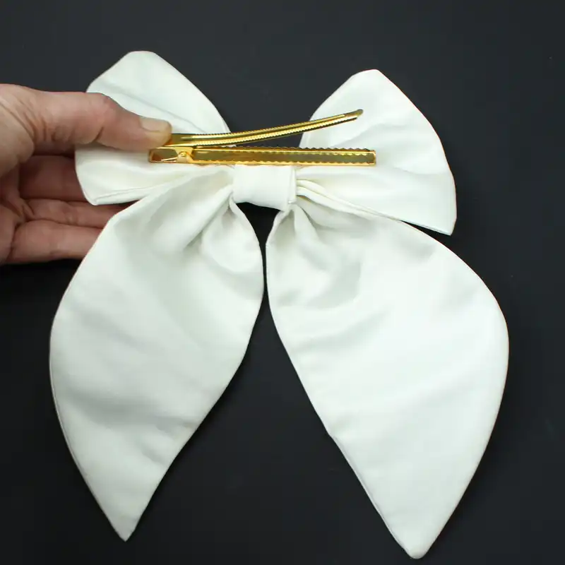 گیره مو زنانه مدل پاپیونی