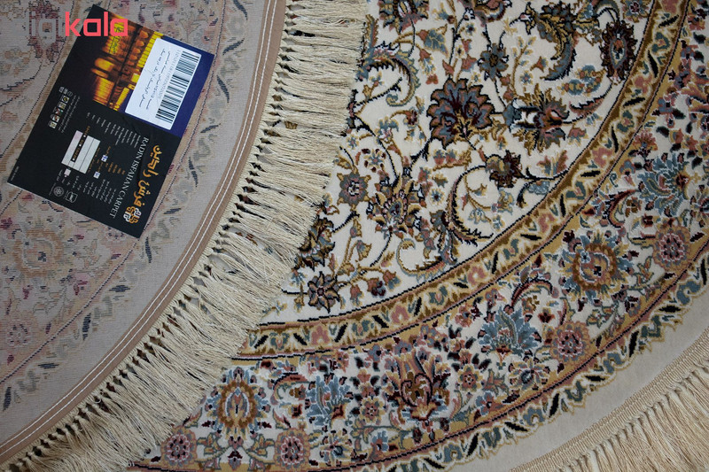 فرش ماشینی فرش رادین طرح گرد نائین شاه عباسی زمینه صدفی