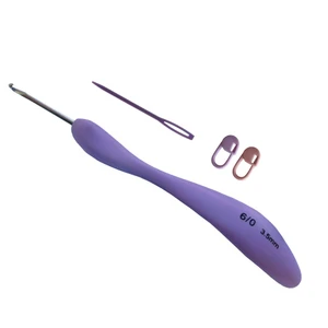 قلاب بافتنی مدل ZHL-D6.0-3.5MM به همراه سنجاق نشانه گذار بافتنی و سوزن دوخت کاموا مجموعه 4 عددی