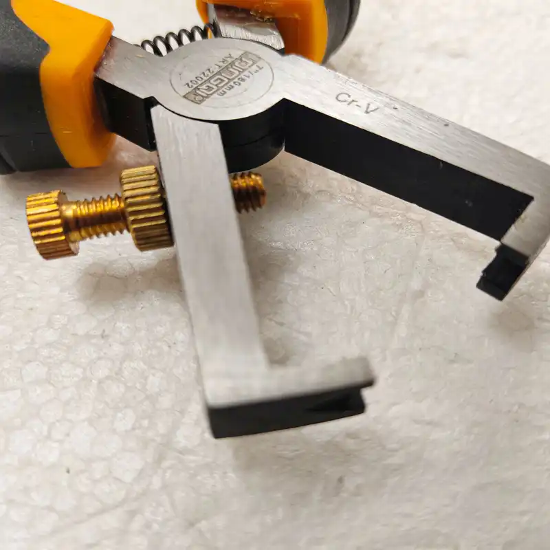 انبر سیم لخت کن دینگشی مدل PH 10 HK 07 سایز 7 اینچ