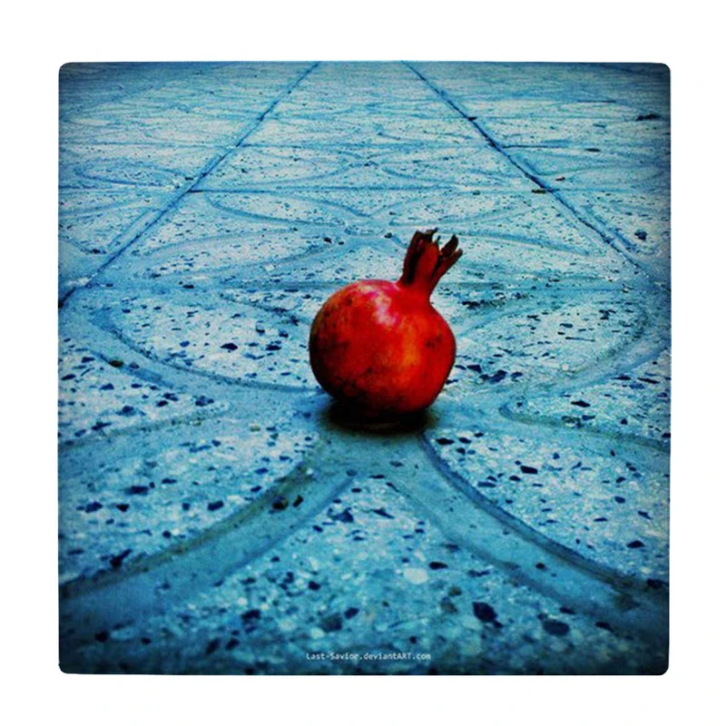 زیر لیوانی  طرح انار روی زمین کد    6227632_5797