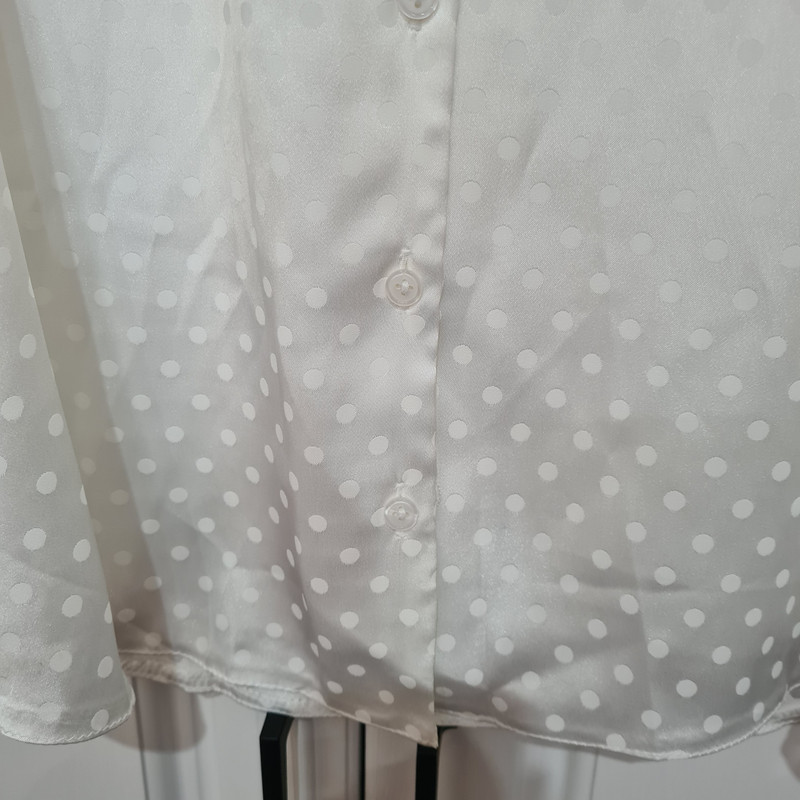 شومیز آستین بلند زنانه مدل ساتن خال خالی کد ۲