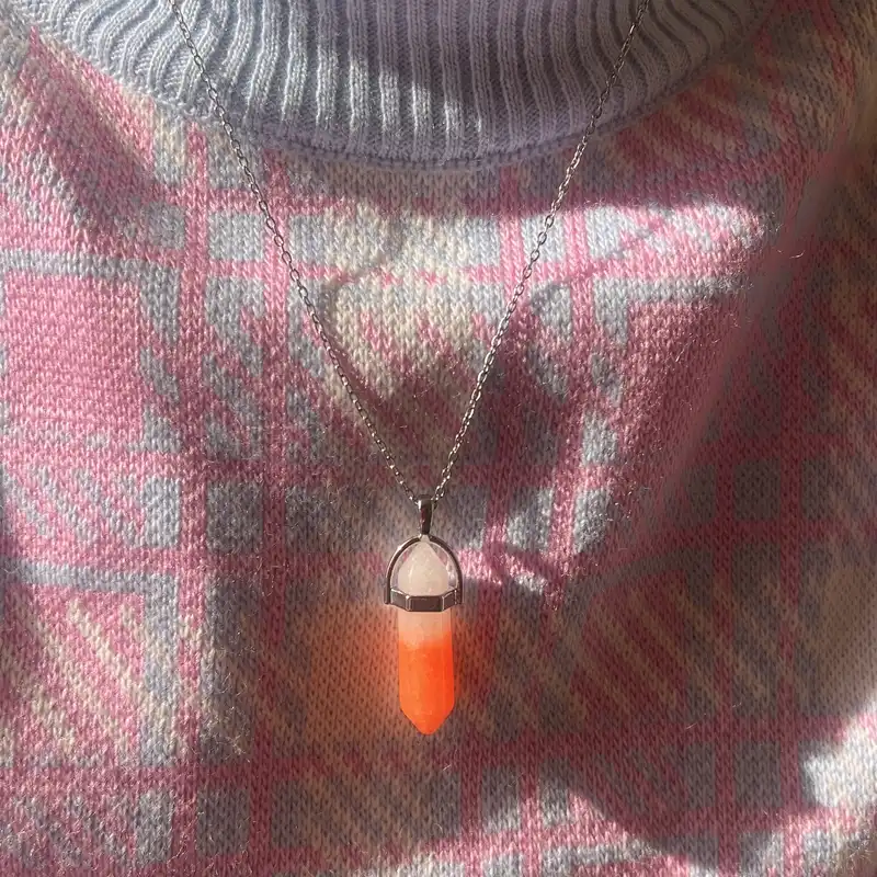 گردنبند مدل منشوری