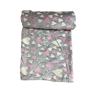 پتو مسافرتی 1 نفر مدل شبنما قلب و ستاره باران سایز 150x200 سانتی‌متر