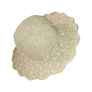 کلاه زنانه مدل کاغذی لبه دار 