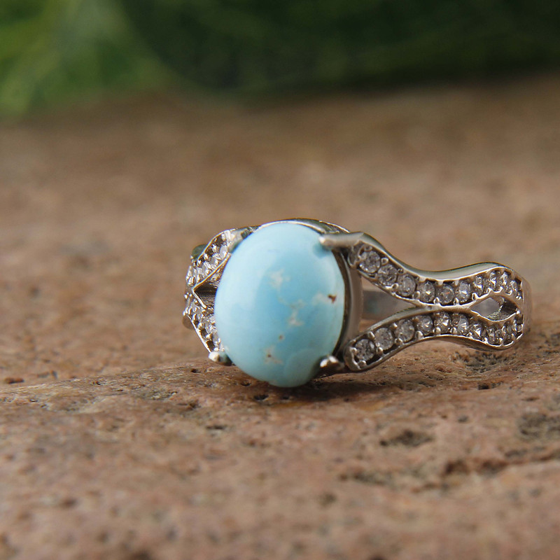 انگشتر نقره زنانه بازرگانی میلادی مدل سنگ فیروزه طبیعی نگین برلیان بدون ریزش آبکاری رادیوم کد AWR_1597