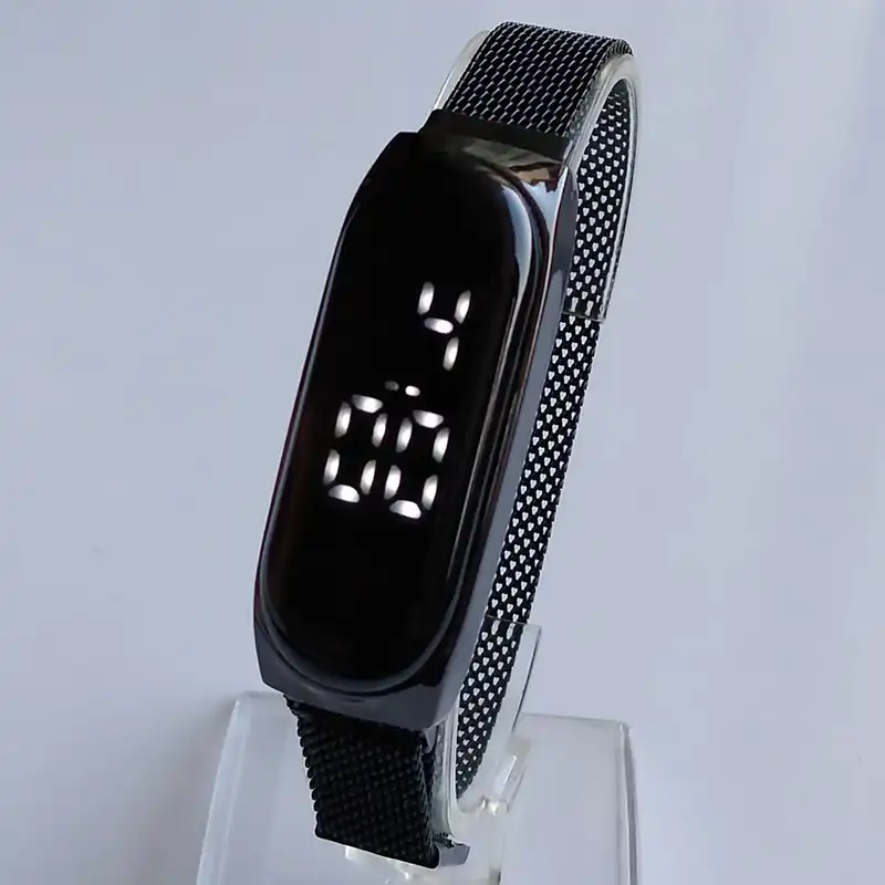 ساعت مچی دیجیتال مدل مگنتی کپسولی کد 20