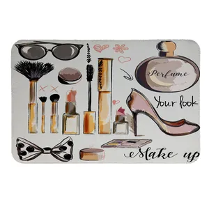 پادری  طرح لوازم آرایشی کد 8457 سایز 50 × 70 سانتی متر