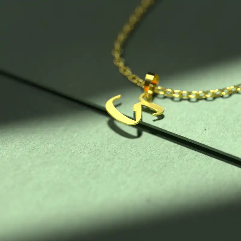 گردنبند طلا 18 عیار زنانه مدوپد مدل حرف ک کد I3-1-1057