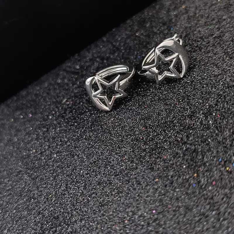 گوشواره زنانه طرح ماه و ستاره کد RKH_1754