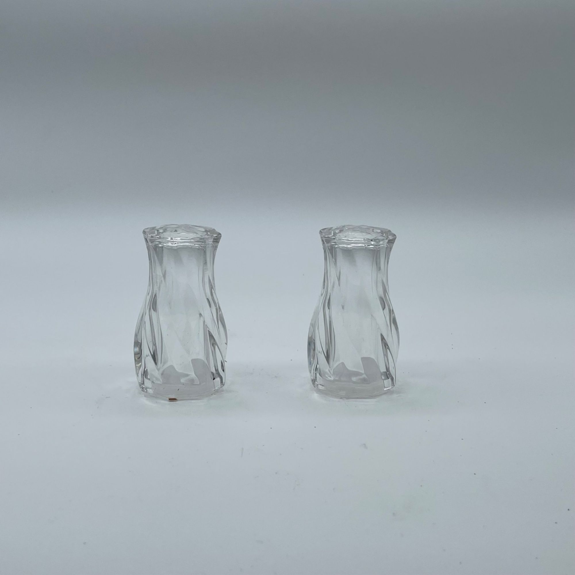 نمکدان مدل y-138 بسته 2 عددی