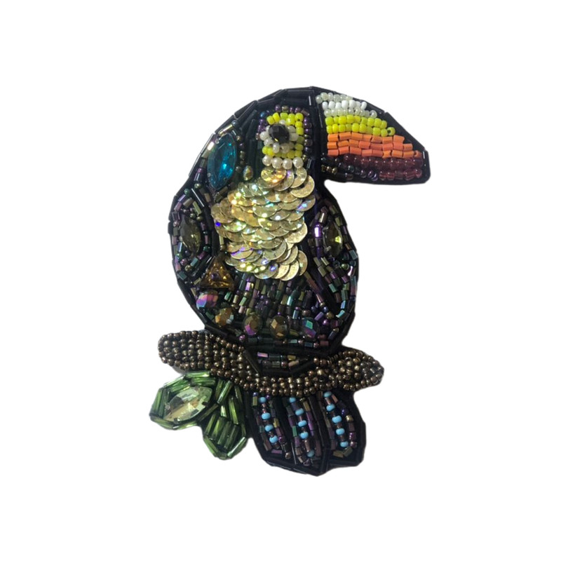 گل سینه دخترانه مدل جواهر دوزی