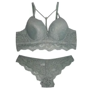 ست شورت و سوتین زنانه مدل  اسفنجی لیسا کد tus