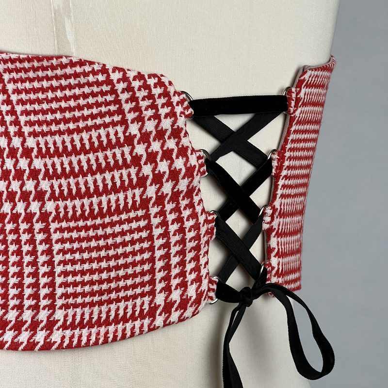 ست نیم تنه و دامن زنانه مدل شطرنجی کد AK1029