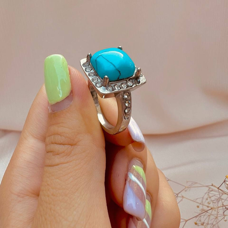 انگشتر زنانه مدل مربع نگین دار کد kr