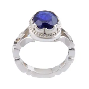 انگشتر نقره مردانه مدل بازرگانی میلادی یاقوت کبود تراش جواهری رکاب دست ساز کد AM_2614