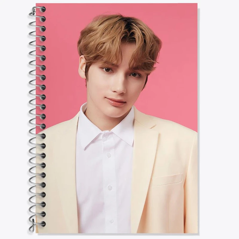 دفتر زبان 50 برگ خندالو مدل سه خط طرح بومگیو گروه تی اکس تی TXT کد 20069