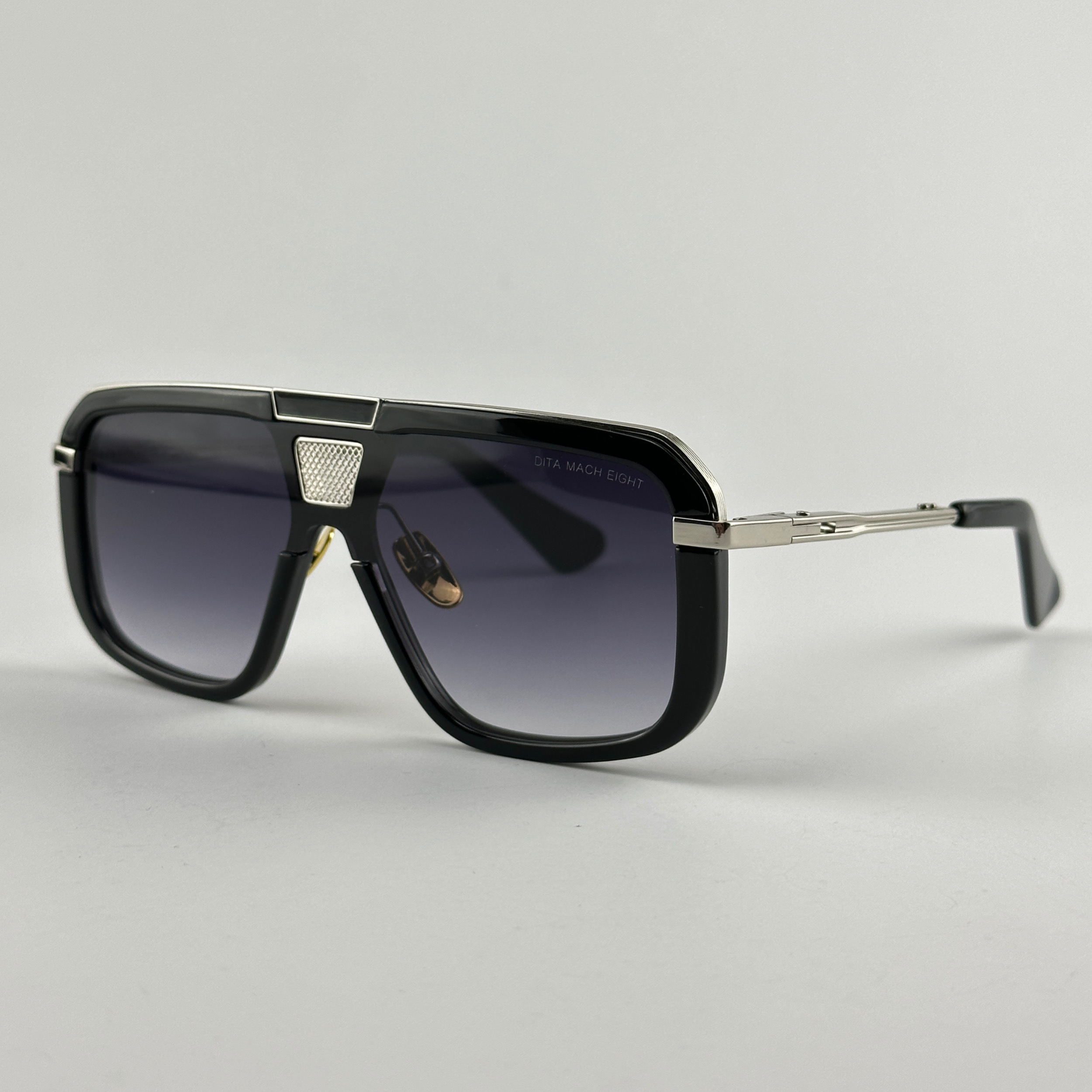 عینک آفتابی دیتا مدل DTS400-55-20-BLK GLD