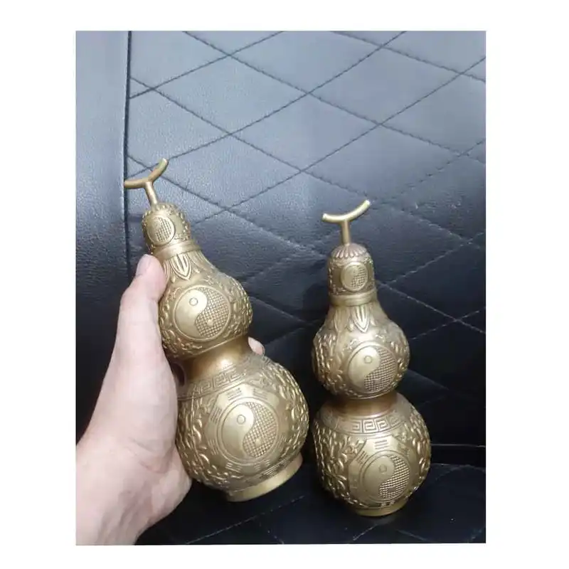 دکوری برنجی مدل فلاسک طرح گوی و گل کد A1 بسته دو عددی