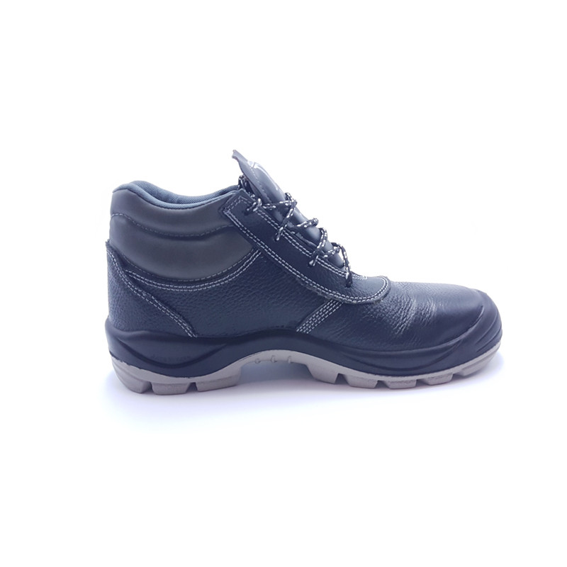 کفش ایمنی پیما مدل 114 کفش ایمنی پیما مدل 114