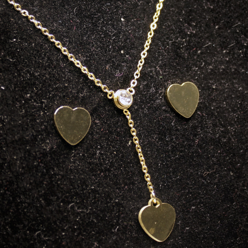 نیم ست زنانه طرح قلب تک نگین کد RKH_812