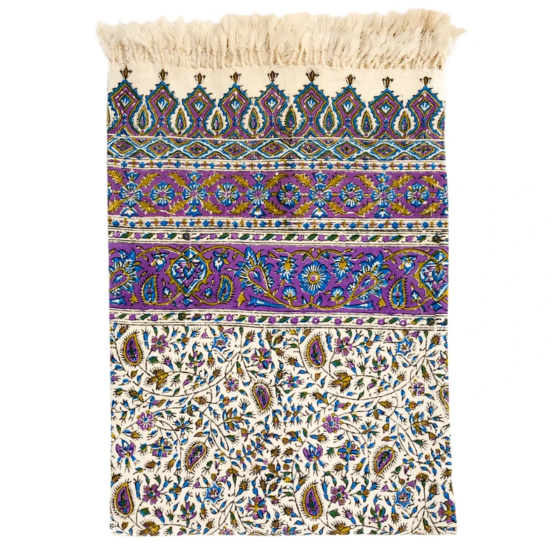 رومیزی قلمكار ممتاز اصفهان اثر عطريان طرح بته جقه مدل G55 سايز200*135سانتي متر