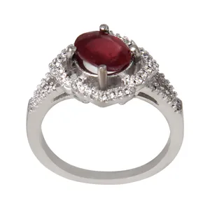 انگشتر نقره زنانه مدل سنگ یاقوت کد AWR_850