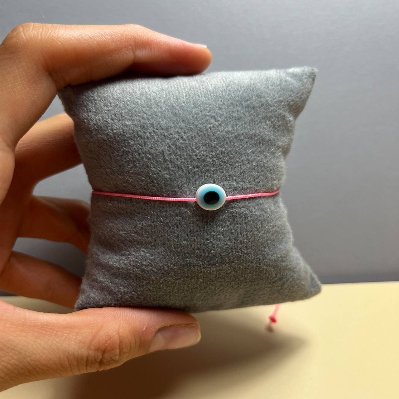 پابند زنانه مدل چشم زخم