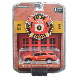 ماشین بازی گرین‌لایت مدل 2020 Ford Police Interceptor Utility - Chicago Fire Department