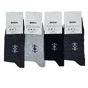 جوراب مردانه مدل نخی آپادانا کد 2131 مجموعه 4 عددی