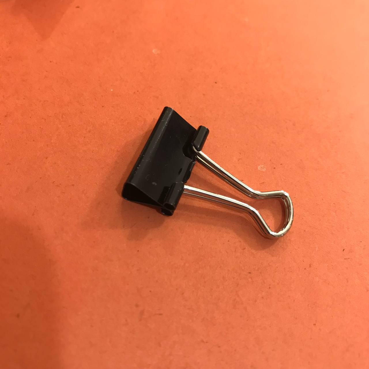 گیره کاغذ مدل دی وای مجموعه 12 عددی گیره کاغذ مدل دی وای مجموعه 12 عددی