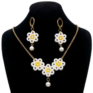 نیم ست زنانه مدل بابونه استیل کد H035