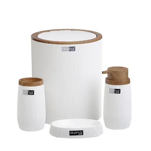 ست سرویس بهداشتی 4 پارچه اقیانوس هوم مدل OKY-471