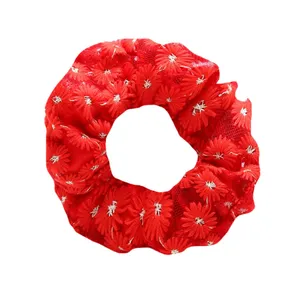 کش مو زنانه مدل اسکرانچی بابونه