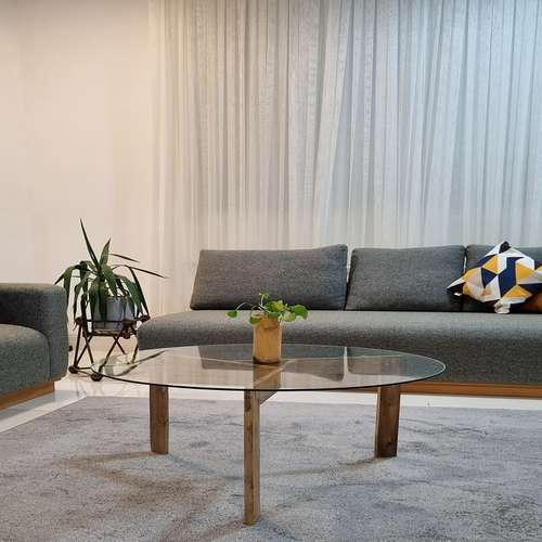 میز جلومبلی مدل برمودا