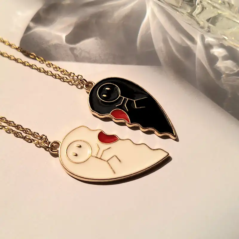 گردنبند مدل قلب مکمل بسته دو عددی