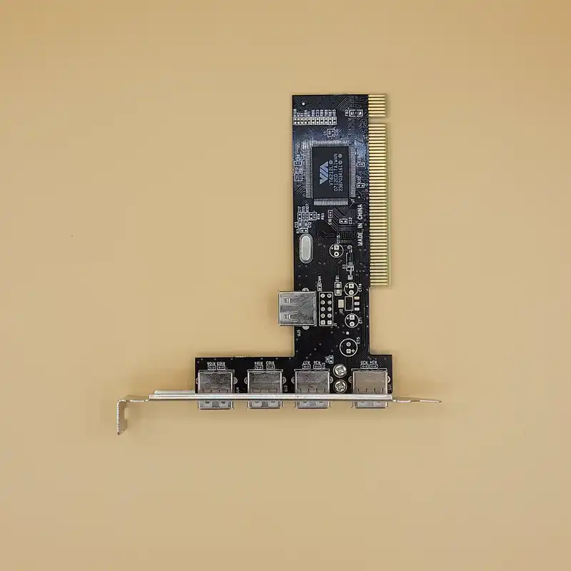 هاب USB 2.0 چهار پورت PCI مدل PEWC1