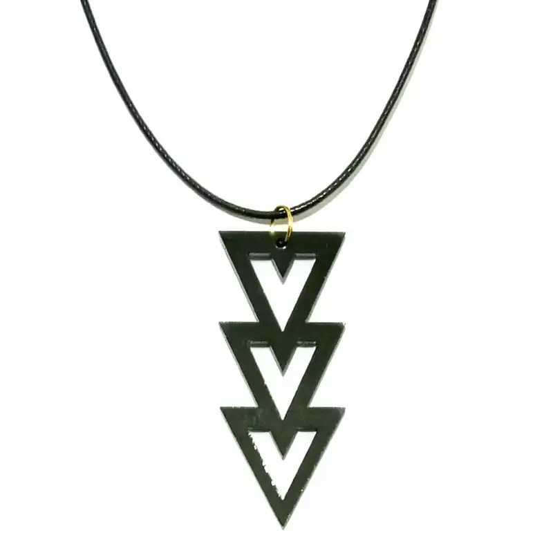 نیم ست زنانه مدل مثلث کد N.MS33.B