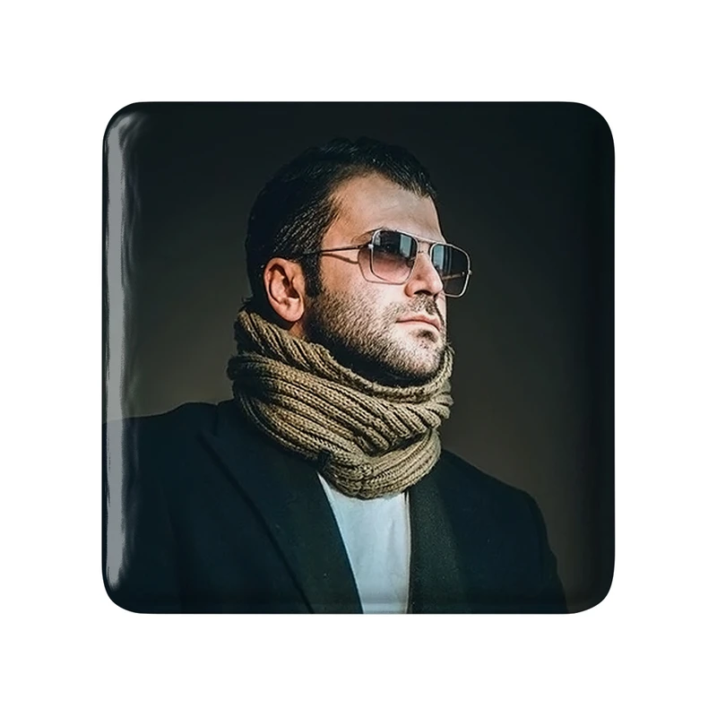 مگنت خندالو مدل روزبه حصاری کد 6360